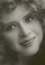 Мэйбл Лав фото