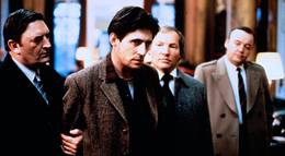 Кадр из фильма "Защита империи" - 1