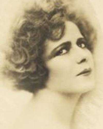 Мими Агулья фото