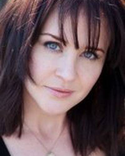 Эмили Дайкс фото