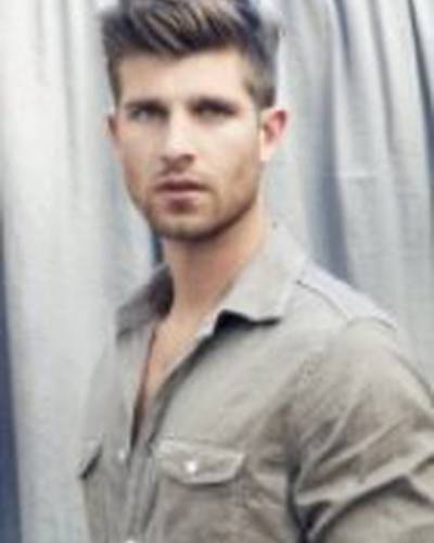 Logan McNeil фото