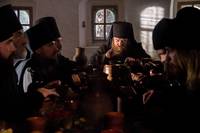 Кадр Монах и бес