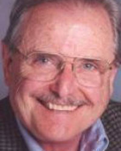 Уильям Дэниелс фото