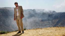 Кадр из фильма "Белый, белый свет" - 2