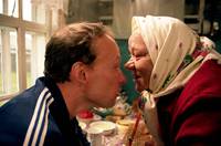 Кадр Бабуся