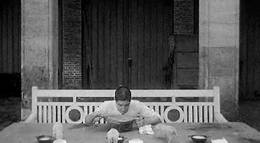 Кадр из фильма "Свадебная ваза" - 1