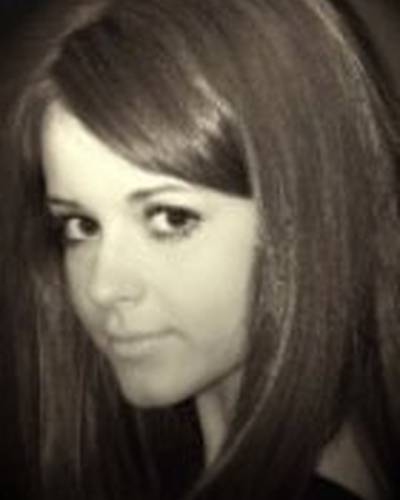 Кортни Инглиш фото