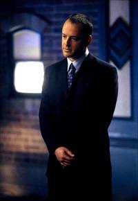 Кадр Элли МакБил