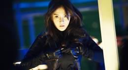 Кадр из фильма "Черный и белый: Начало" - 2