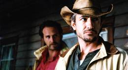 Кадр из фильма "Подводное течение" - 2