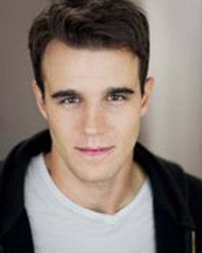 Зандер Робертс фото