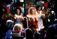 Кадр Элли МакБил