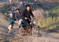 Кадр Родился где-то