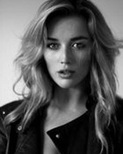 Сара Дюмон фото