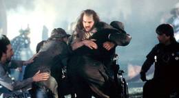 Кадр из фильма "Рожденный четвертого июля" - 1