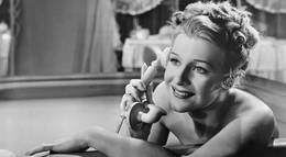 Кадр из фильма "Парижский медовый месяц" - 1