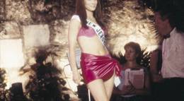 Кадр из фильма "Мисс Конгениальность" - 1