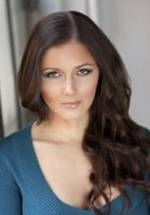 Нана Гувеа фото