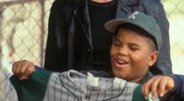 Кадр из фильма "Хардбол" - 1