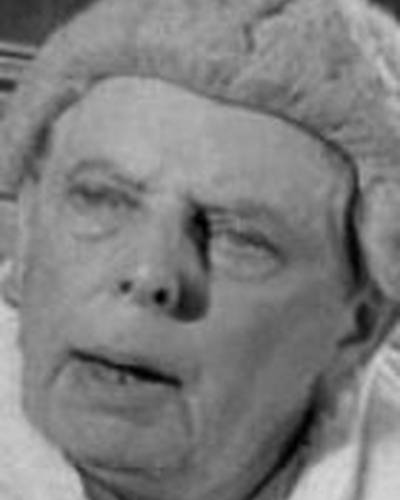 Оливер Джонстон фото