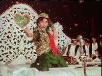 Кадр Амар,  Акбар, Антони