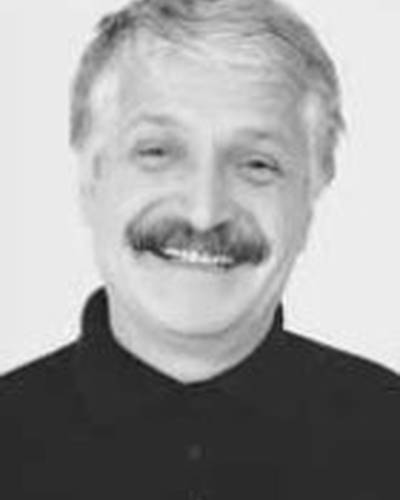 Салих Кэлион фото