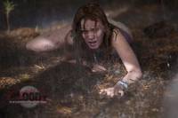 Кадр Последний дом слева