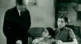 Кадр из фильма "Богиня" - 1