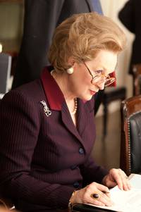 Кадр Железная леди