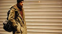 Кадр из фильма "Глухие стены" - 2