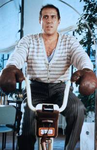 Кадр Он хуже меня