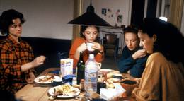 Кадр из фильма "Банда четырех" - 1