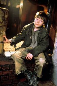 Кадр Оливер Твист