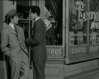 Кадр Стучись в любую дверь