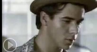 Вступительные титры