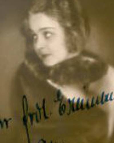 Uschi Elleot фото