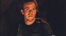 Кадр из фильма "Один в темноте" - 2