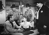 Кадр Gun Brothers