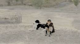 Кадр из фильма "Младший брат" - 1