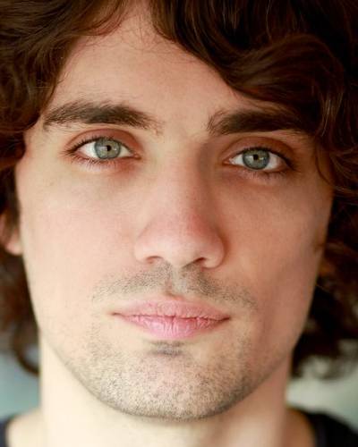 Джордж Финн фото