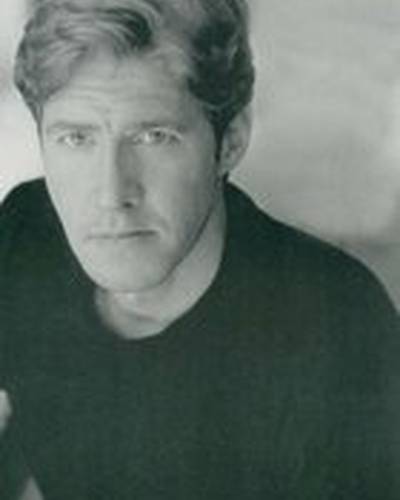 Дж.С. МакКензи фото