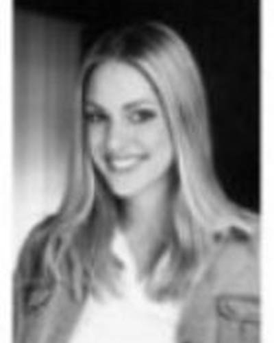 Рени Интлекофер фото