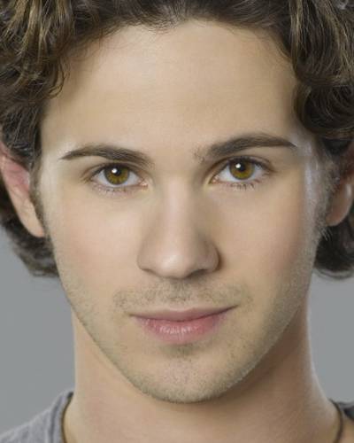 Коннор Паоло фото