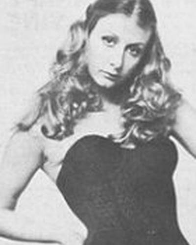 Карла Хугевин фото