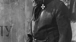 Кадр из фильма "Последний приказ" - 1