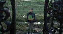 Кадр из фильма "Голос монстра" - 2