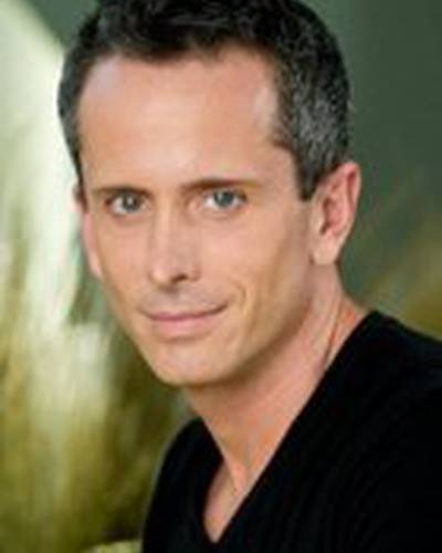 Майкл Тейлор Грэй фото