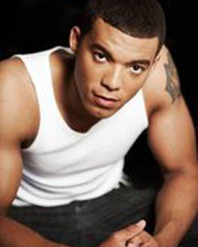 Ишан Моррис фото