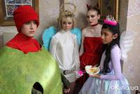 Кадр Ангус, стринги и поцелуи взасос