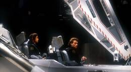 Кадр из фильма "Патруль времени" - 2